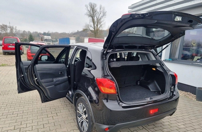 Mitsubishi ASX cena 58900 przebieg: 81367, rok produkcji 2016 z Żywiec małe 562